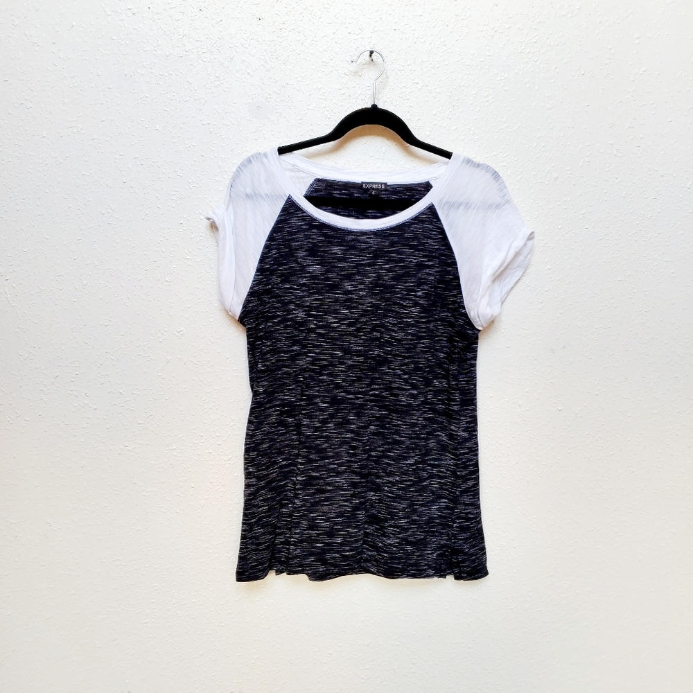 EXPRESS Women's Size Medium Black & White Short Sleeve Thin Scoop Neck Tee